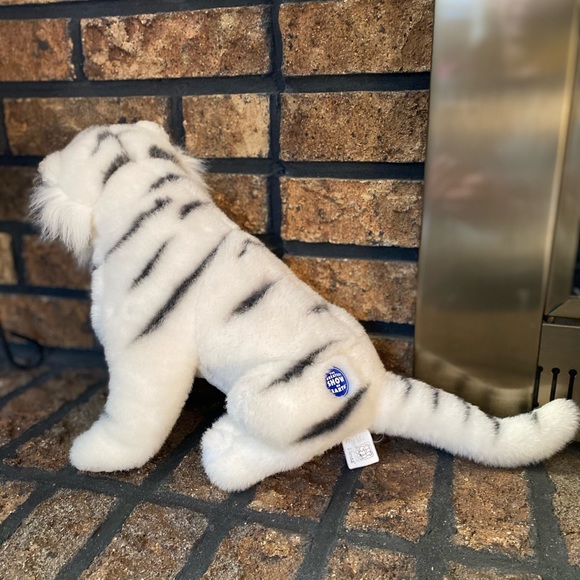 Fiesta White Bengal Tiger 10” Stuffed Animal Plush Toy - Picture 6 of 8